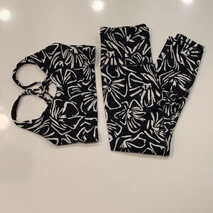 Athleta Black and White Floral Leggings and Sports Bra
